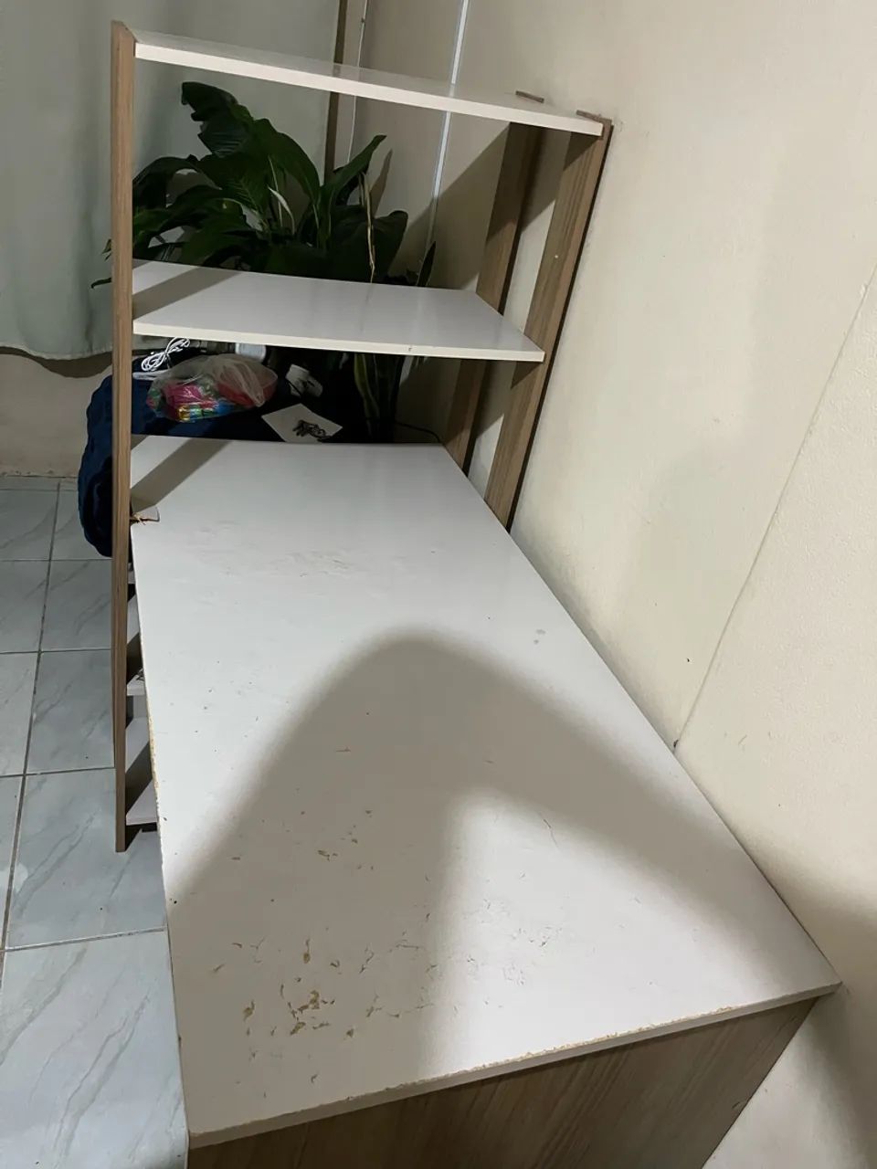 Escrivaninha com estante  - Foto 2