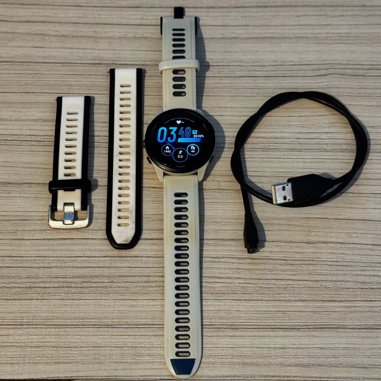 Garmin Forerunner 265 white