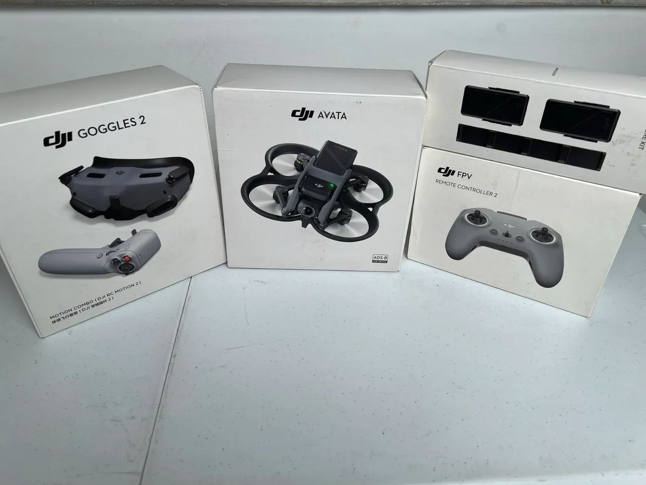 DJI Avata Pro-View Combo + Controle FPV + Fly More Kit | Pouco Uso