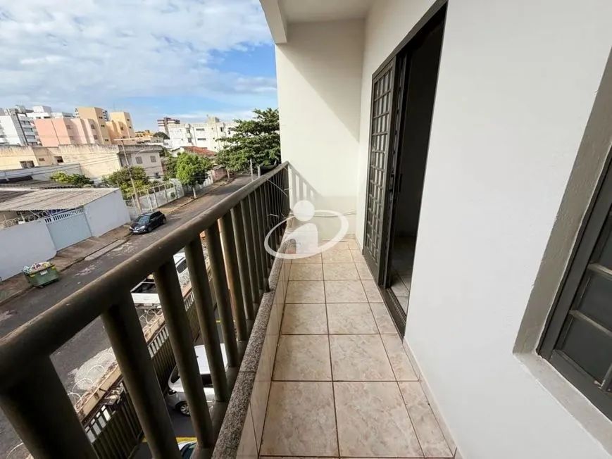 Aluguel Apartamento SANTA MONICA