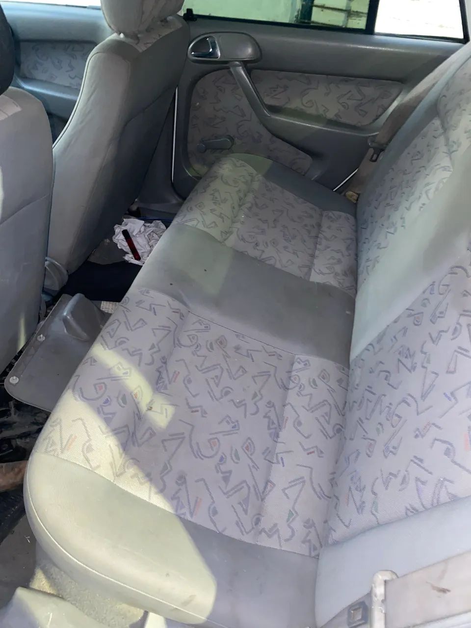 Volkswagen Gol Geração III Plus 1.0 MI 16V Gasolina Mec. 2P 2001