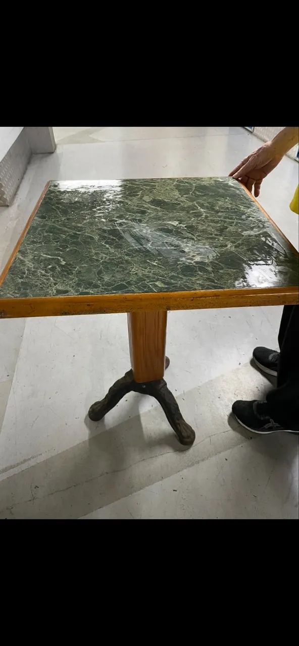 Mesa e cadeiras  - Foto 2