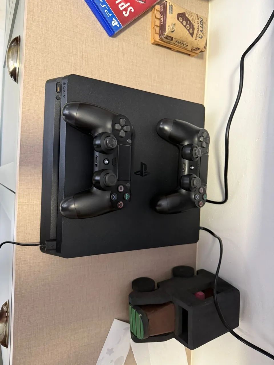 PS4 Slim + 2 Controles + 12 Jogos | Limpeza Recente | Completo - Foto 5