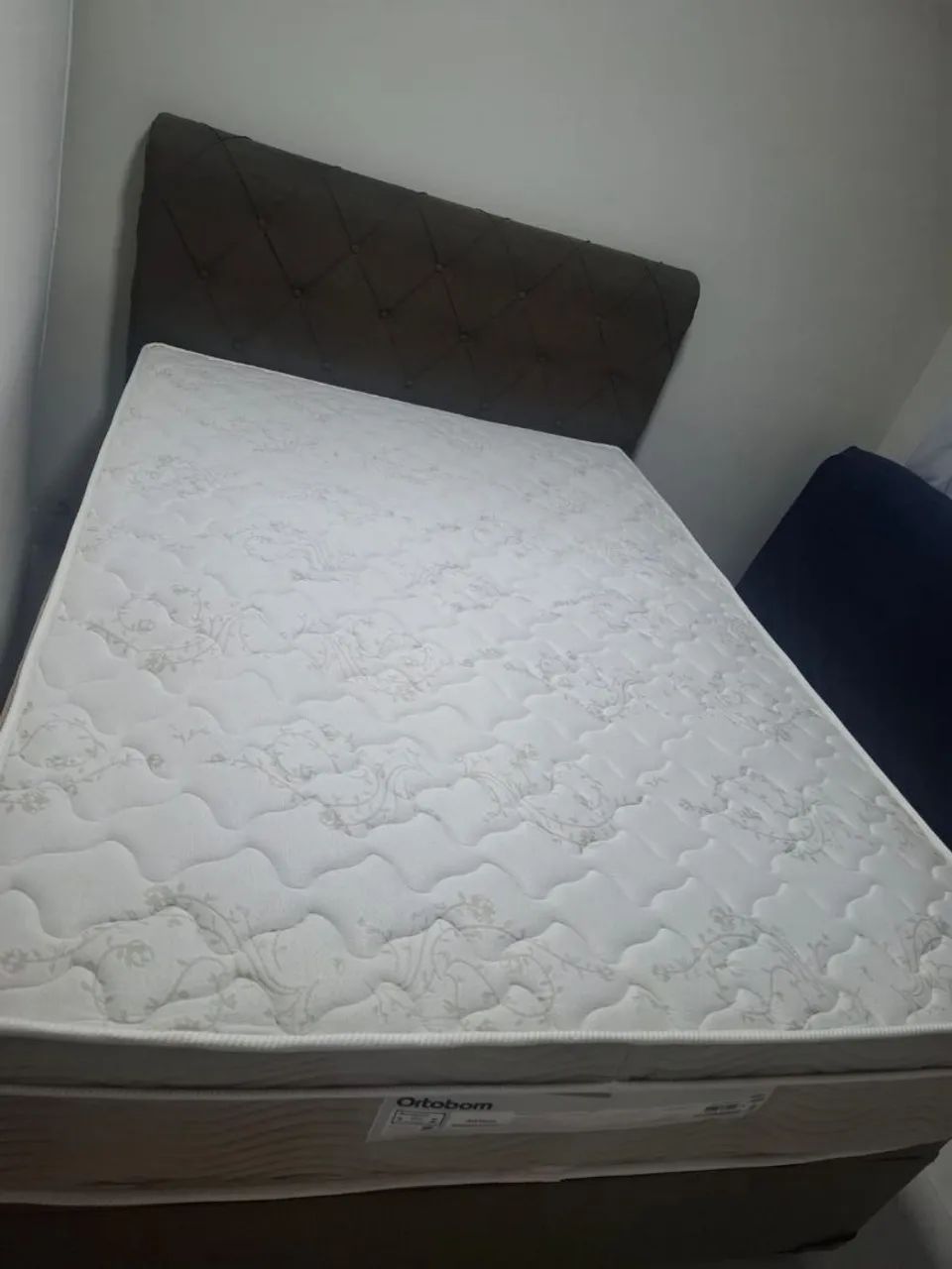 Cama box bau e colchão casal completa e cabeçeira