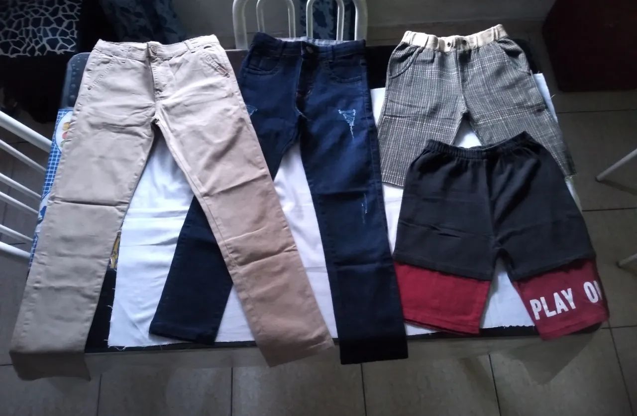 CALÇAS É BLUSAS E SHORTS 
