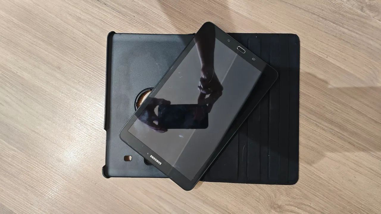 Samsung Galaxy Tab E 9.6  - Foto 2