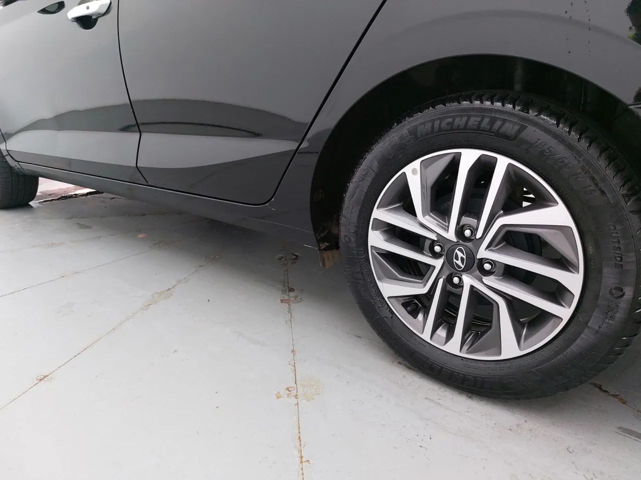 Hyundai HB20S Limited Plus 1.0 Flex 12V Mec., foto 12 de 18