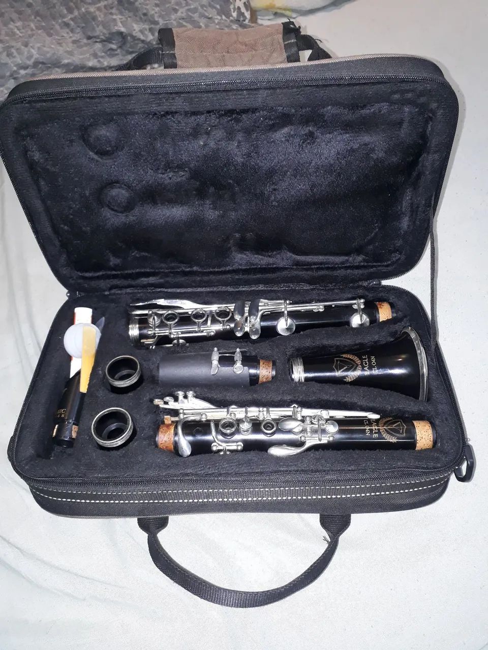 Clarinete Eagle 