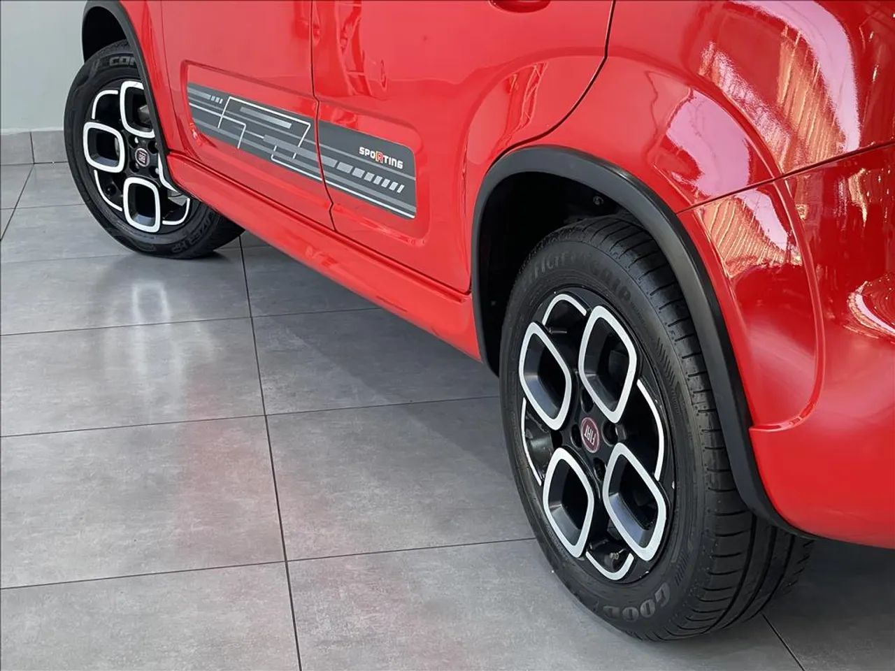 Fiat Uno SPORTING 1.4 EVO Fire Flex 8V 4p, foto 17 de 20
