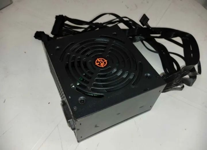 Fonte PC gamer tgt pichau 500w - Peças de Hardware - Paranaguamirim ...