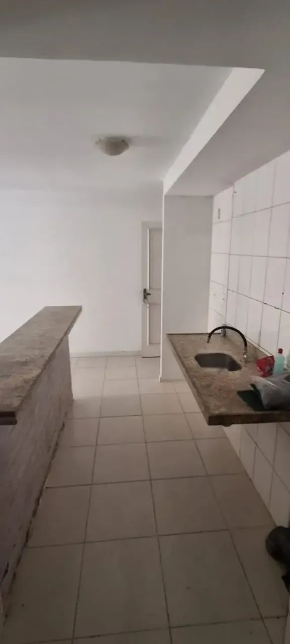 vendo apartamento alto dos franceses 3 quartos - Foto 2