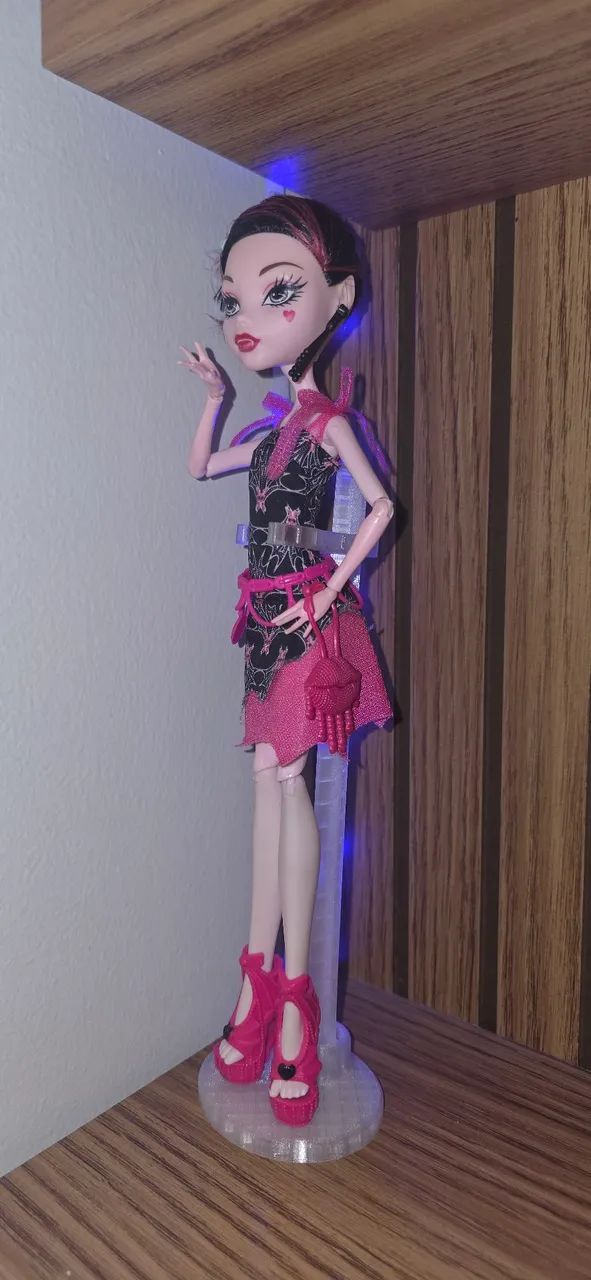 Draculaura Frights Camera Action 