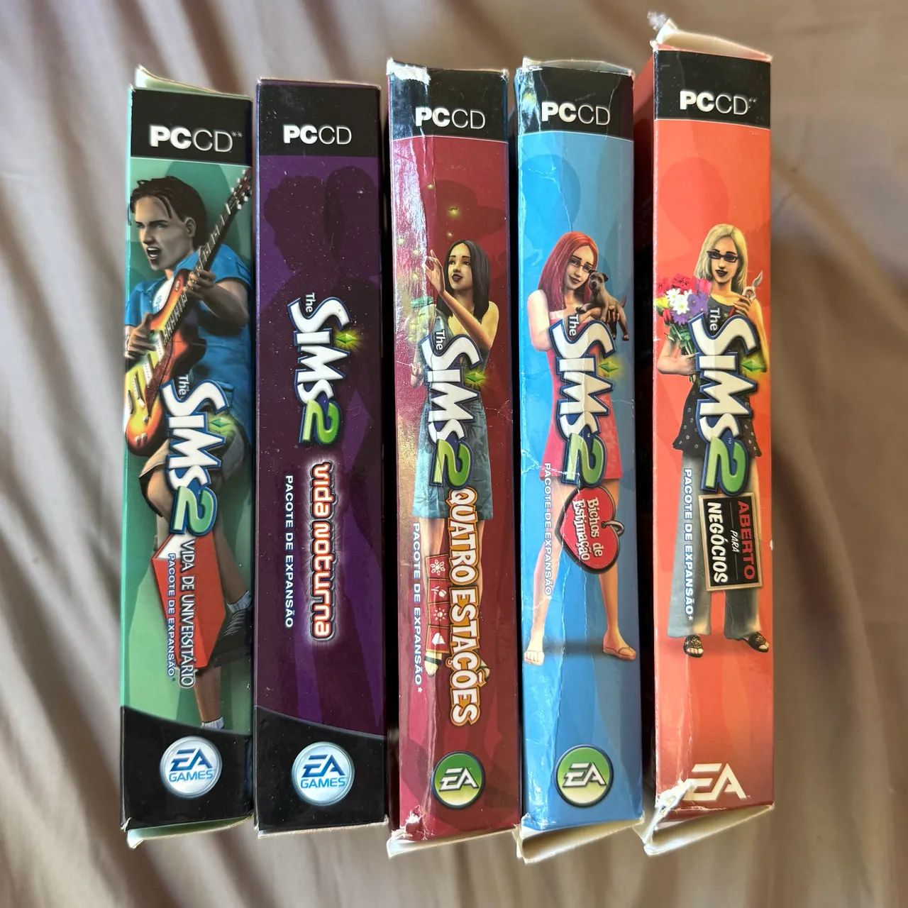 5 Expansões The Sims 2 nas Caixas Originais - Jogos de Vídeo Game