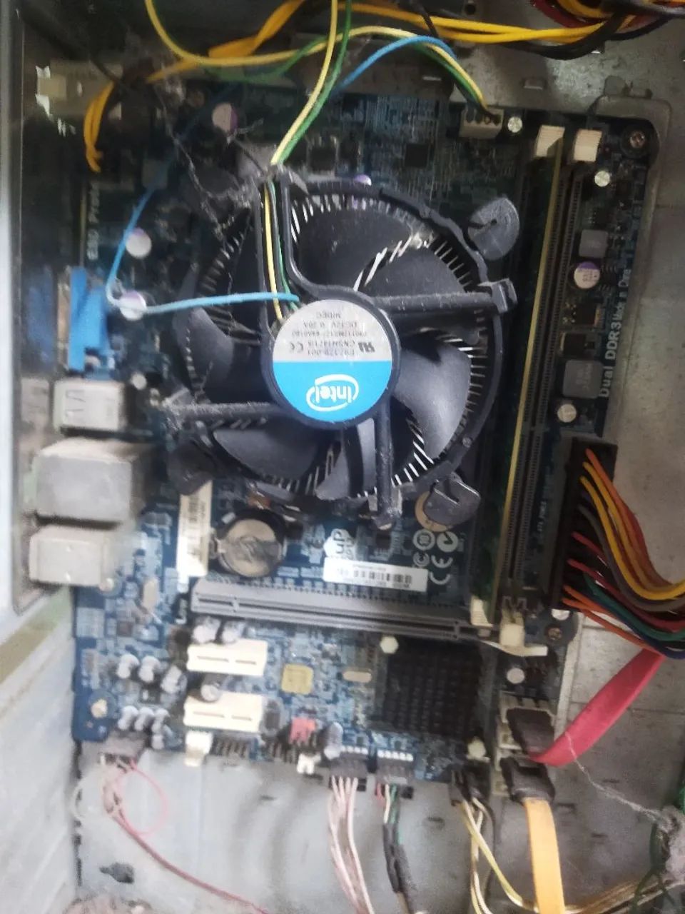 CPU Intel i3 2100 2Gb DDR3 HD 500GB  - Foto 3