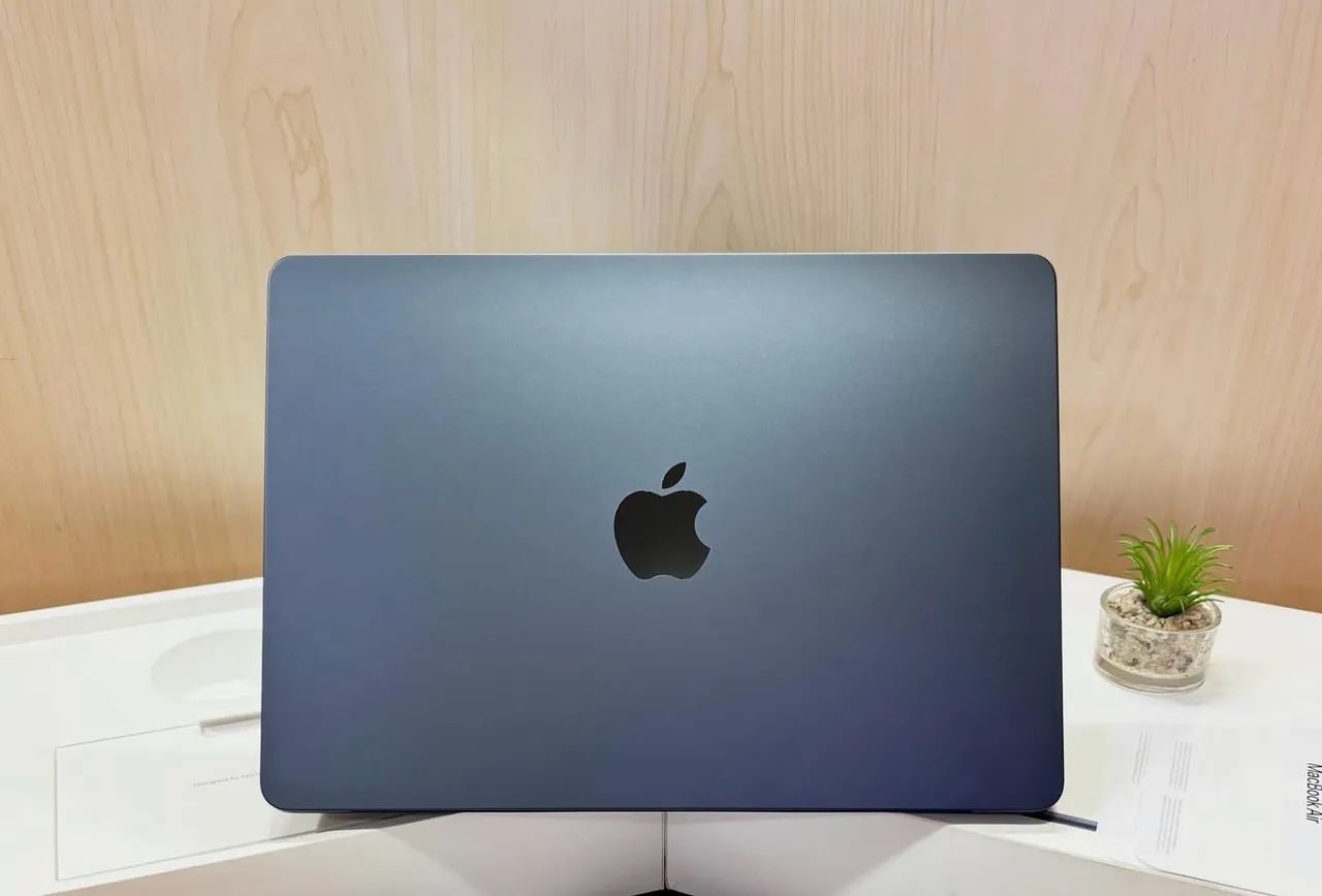 MacBook Air M2 8GB - 512GB SSD  - Foto 2