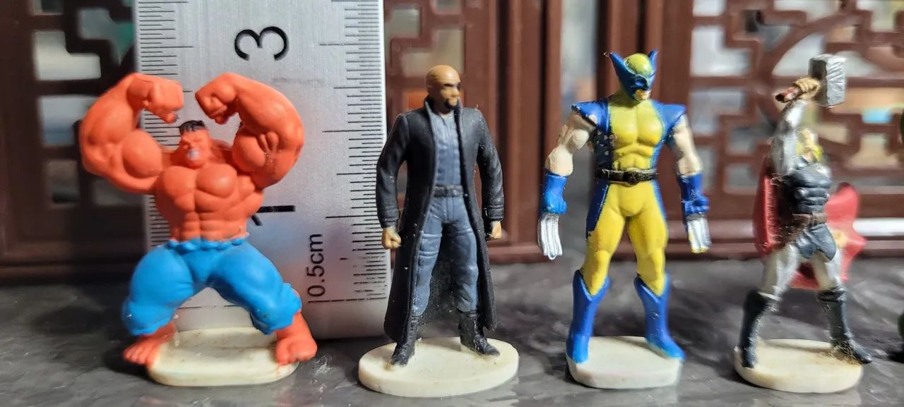 MINIATURAS HERÓIS MARVEL 2011 TREE HOUSE KIDS - Foto 4
