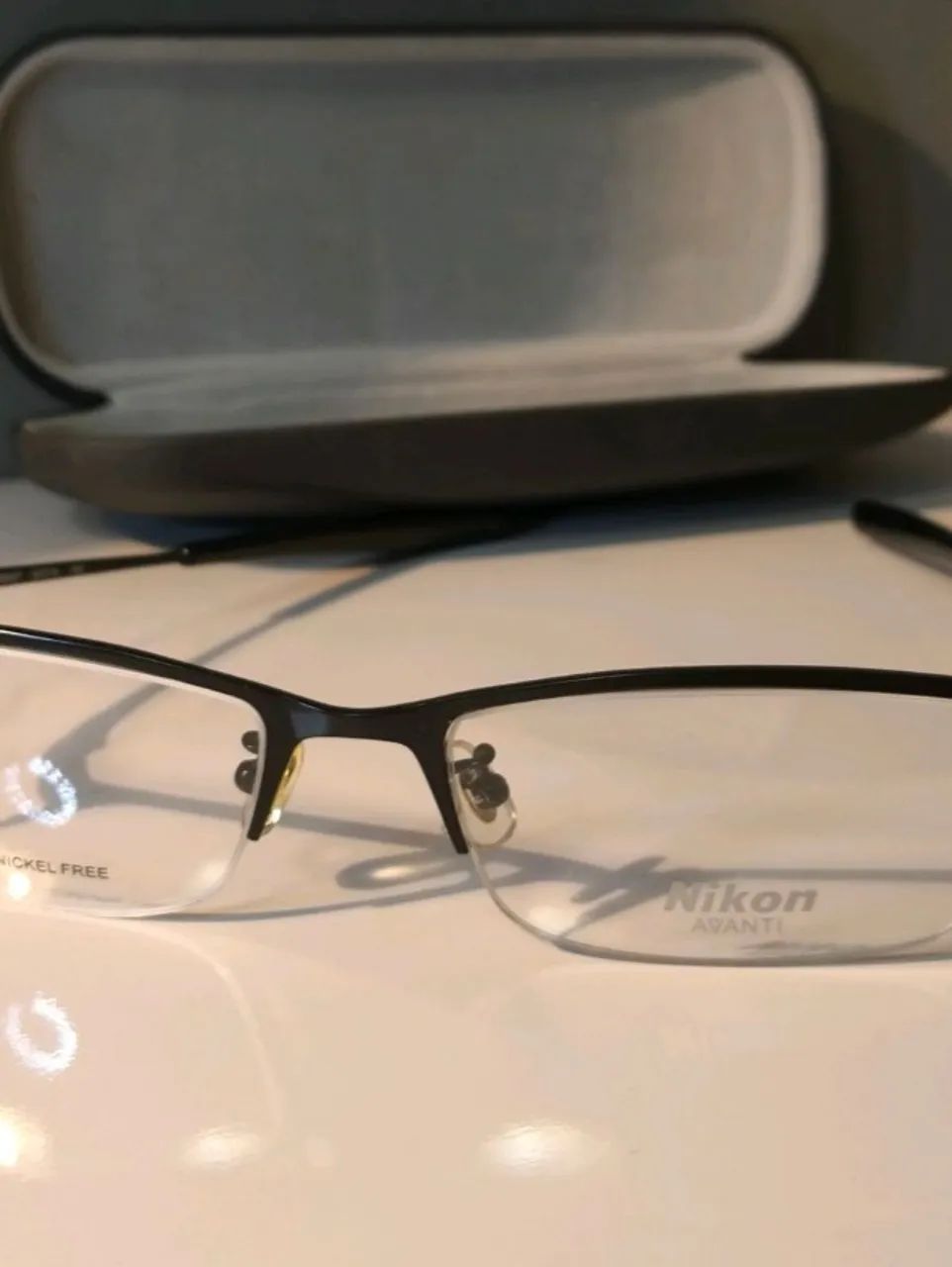 armação de óculos nikon avanti titânio - Foto 2