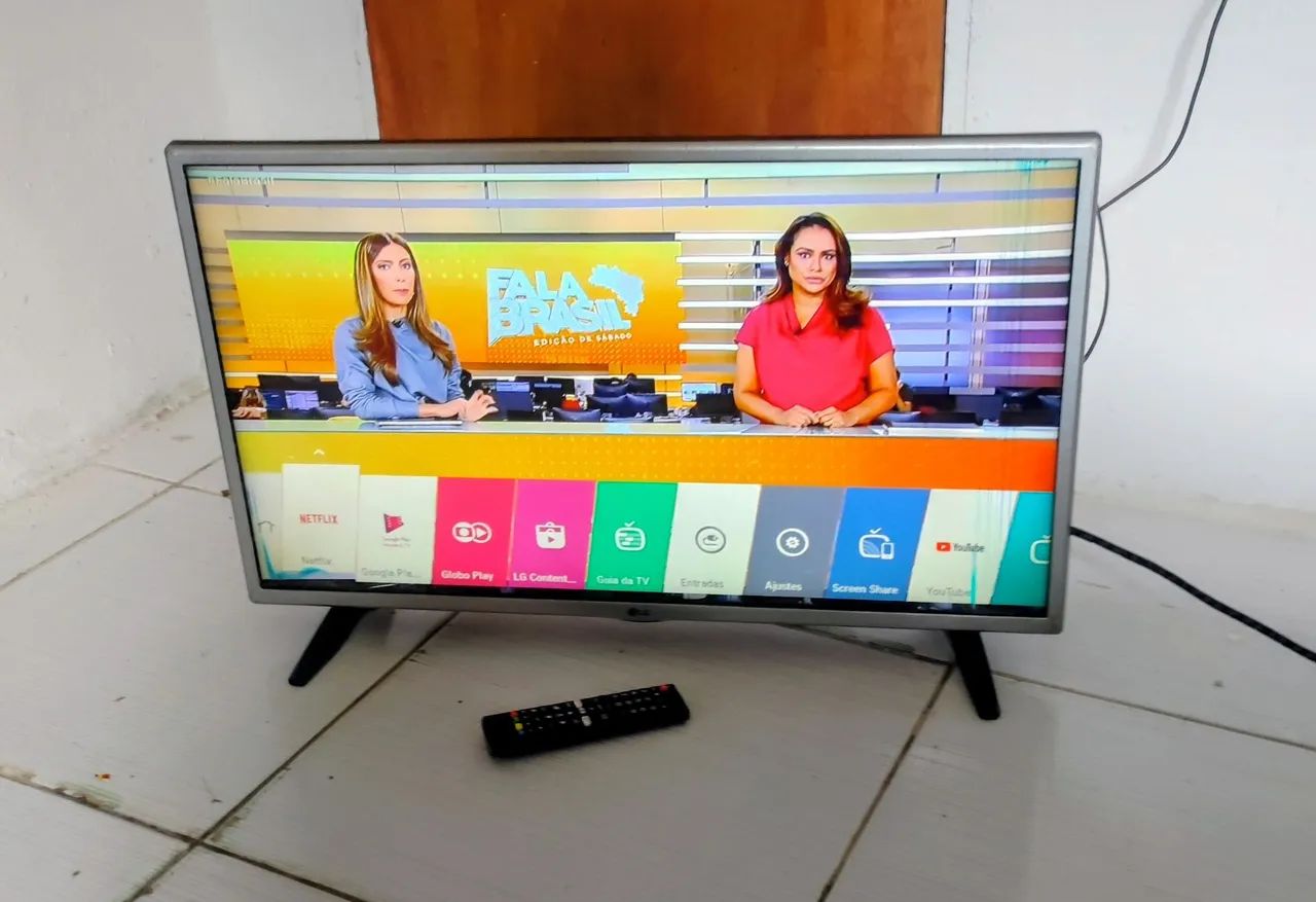 Tv 32 LG smart com manchinha 