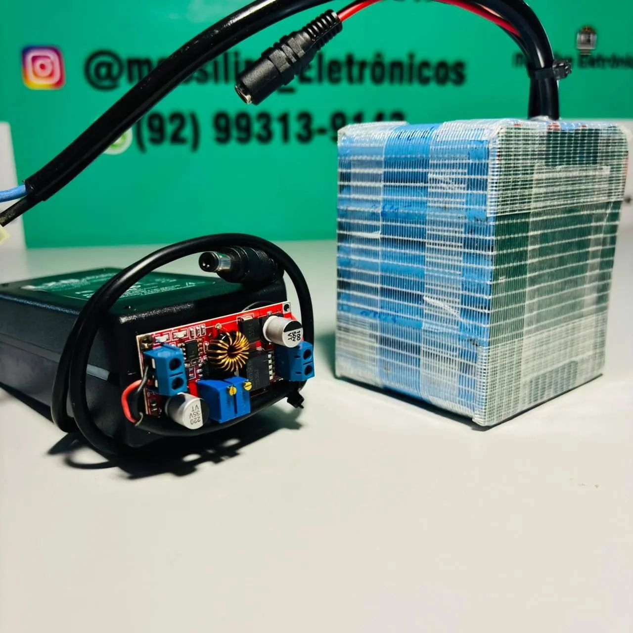 Pack 21v 10Ah  + carregador - Foto 4