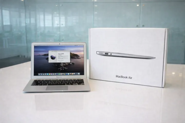 macbook air mid 2012