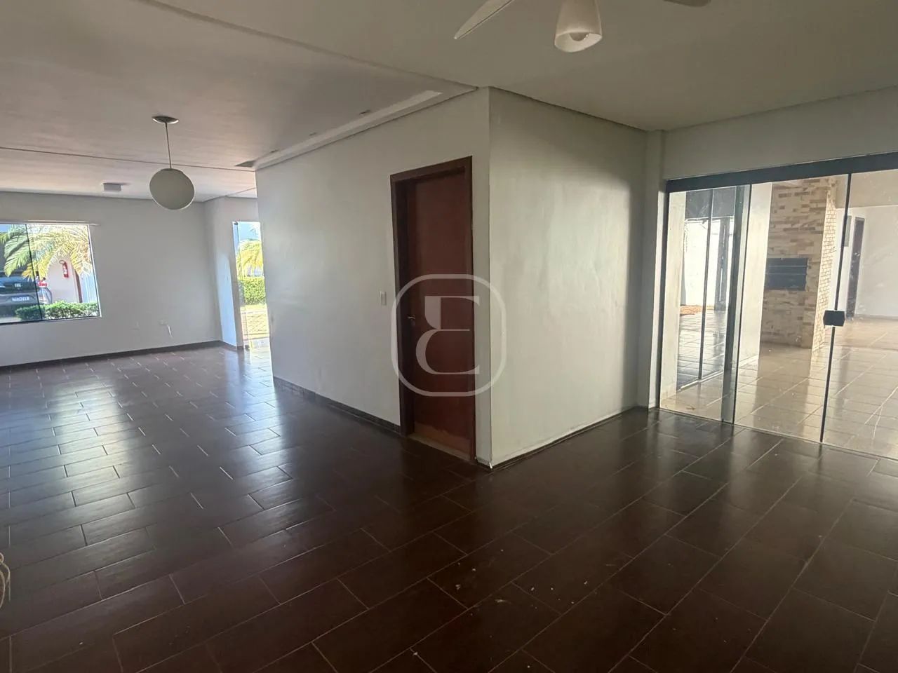 Sobrado com 5 dormitórios para locação no bairro 208 sul - Foto 3