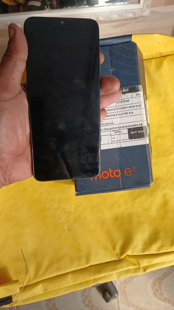 Celular moto e7 64gb 300