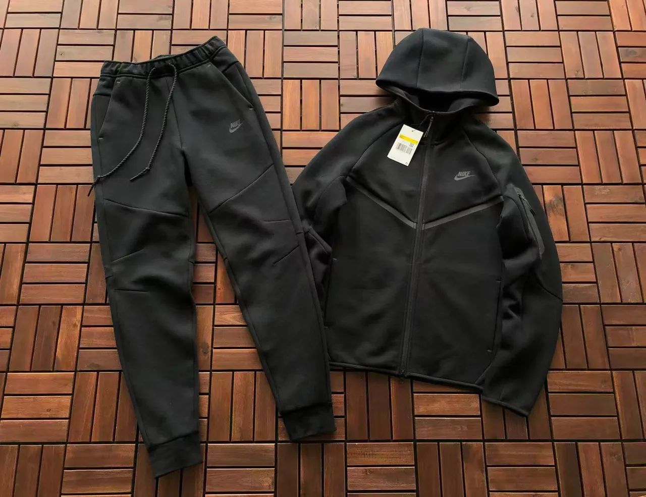 Nike Tech 20/25 Sob Encomenda