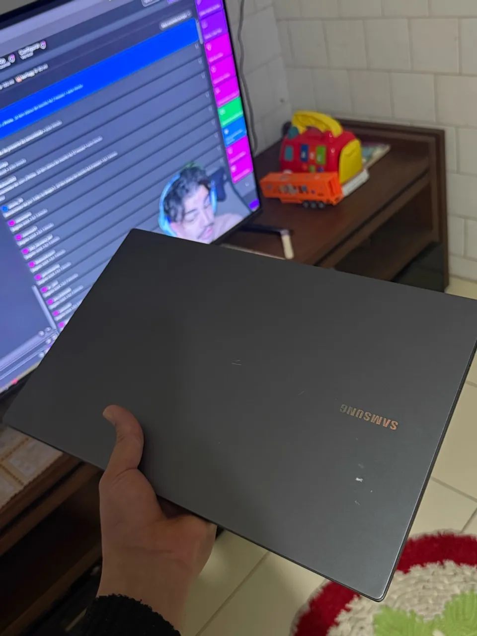 Notebook Samsung Galaxy Book4 Intel Core i3 8GB 256GB SSD  - Foto 3