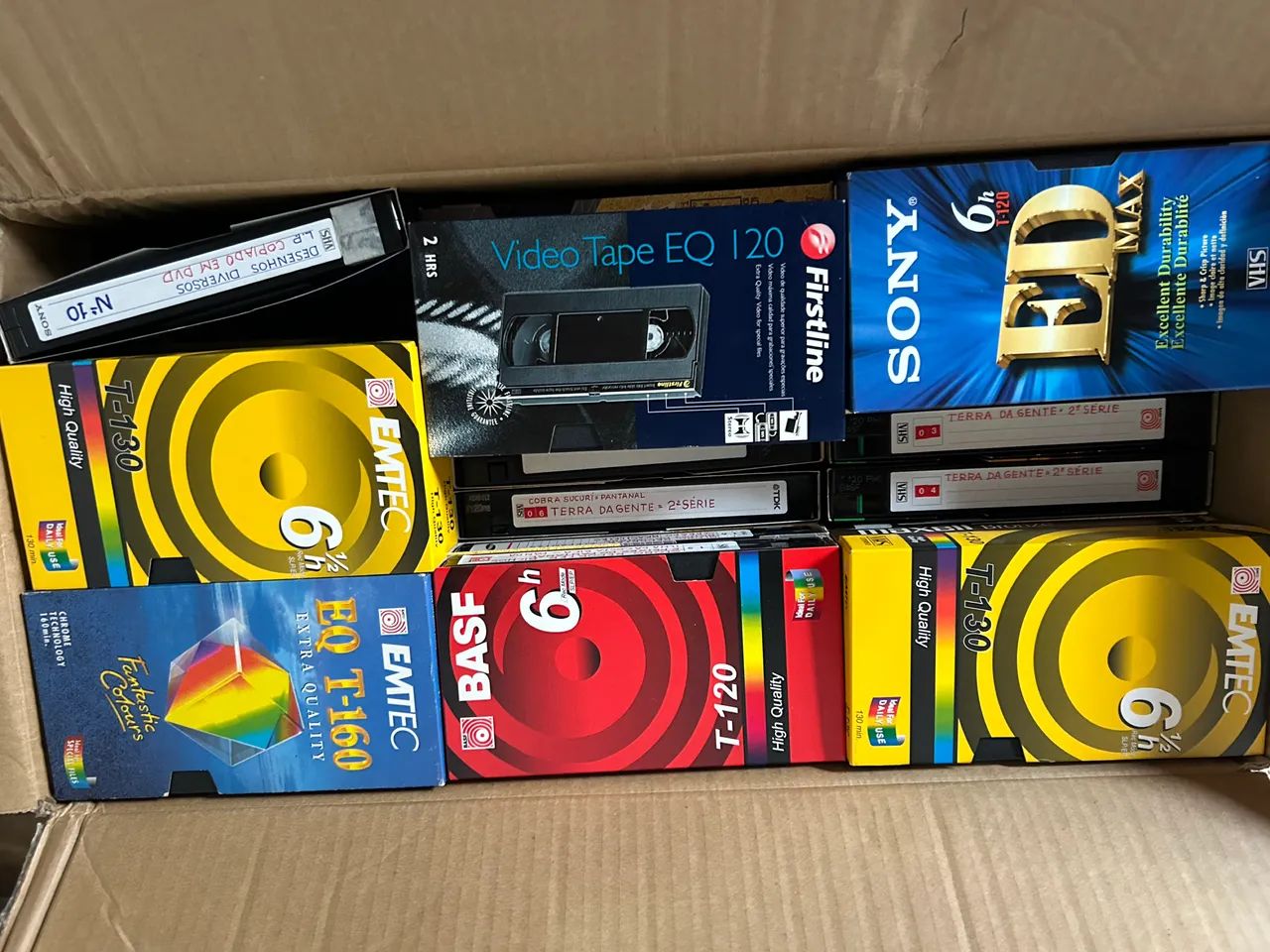 384 fitas VHS de filmes e documentários. - Foto 3