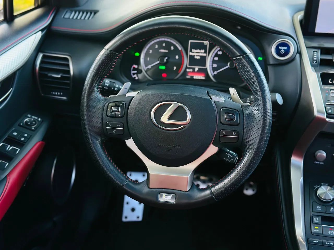 Lexus NX-300 H F-sport 2.5 16V Aut., foto 7 de 14