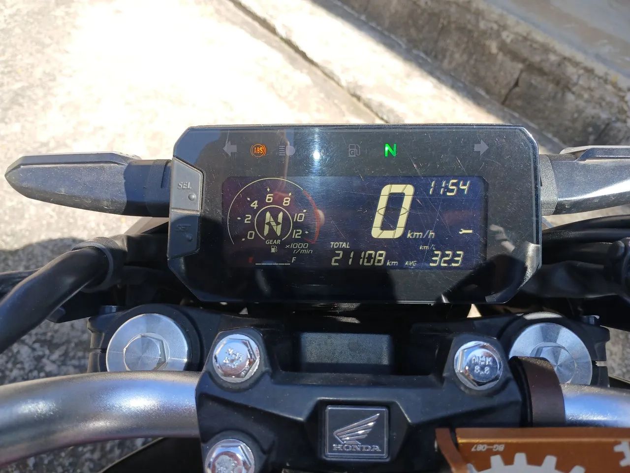 Moto cb300f 