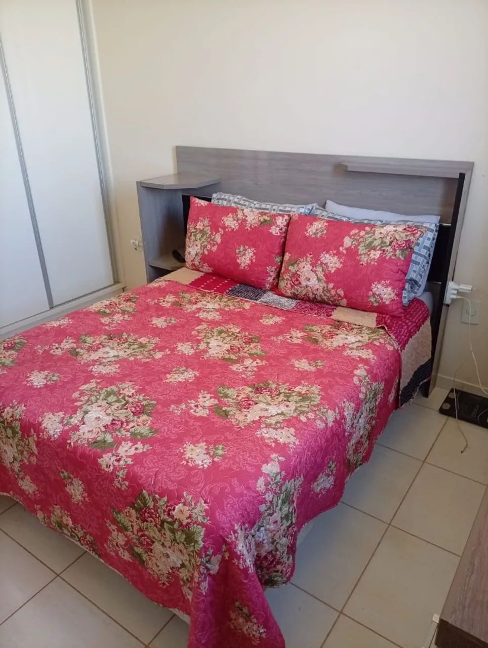 Vende-se CAMA BOX CASAL e CABECEIRA - Foto 2