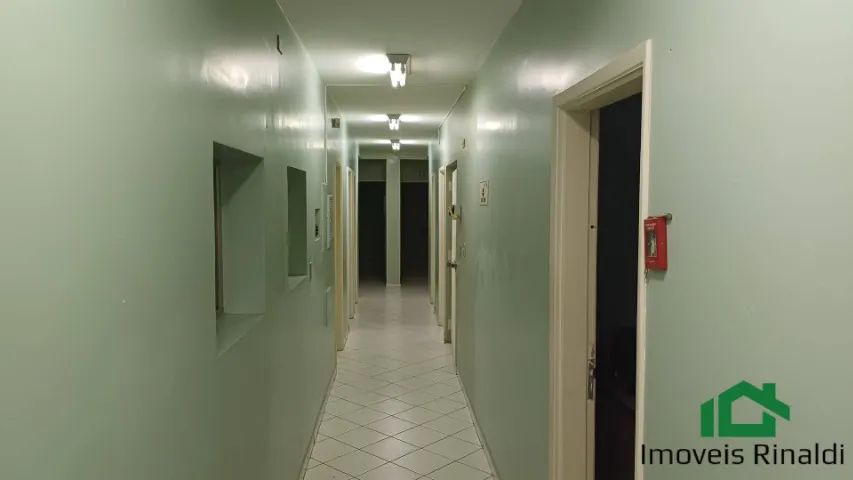 IMÓVEL COMERCIAL, FRENTE AO HOSPITAL EVANGÉLICO - Foto 4