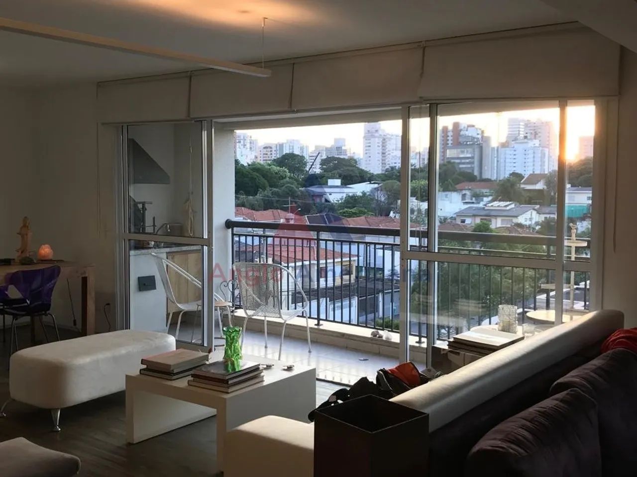 Apartamento mobiliado com 2 dormitórios