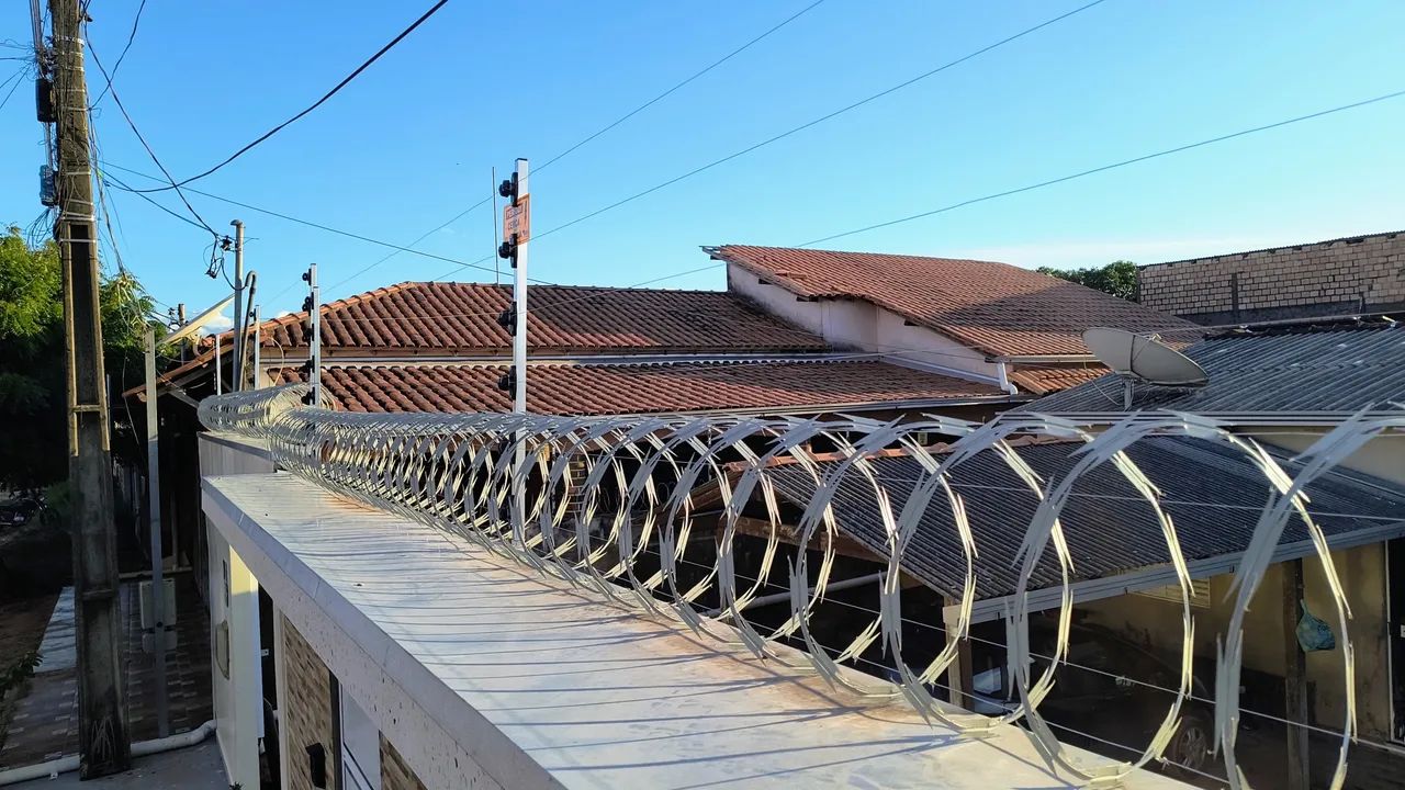 Cerca Elétrica com Concertina 