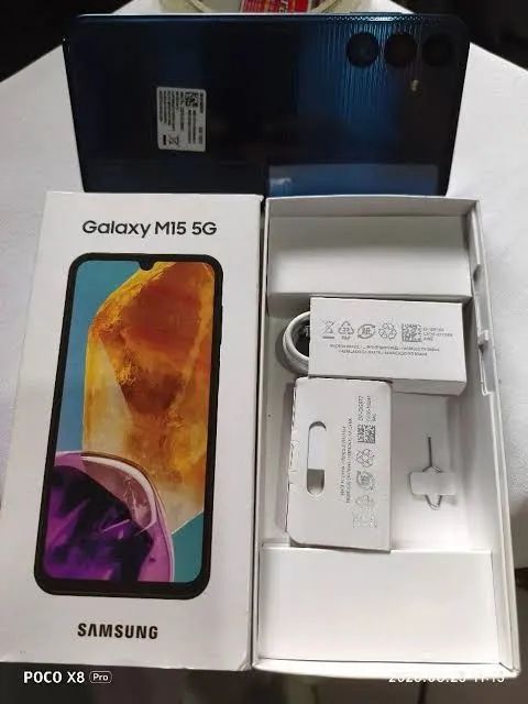 M15 5G celular top.