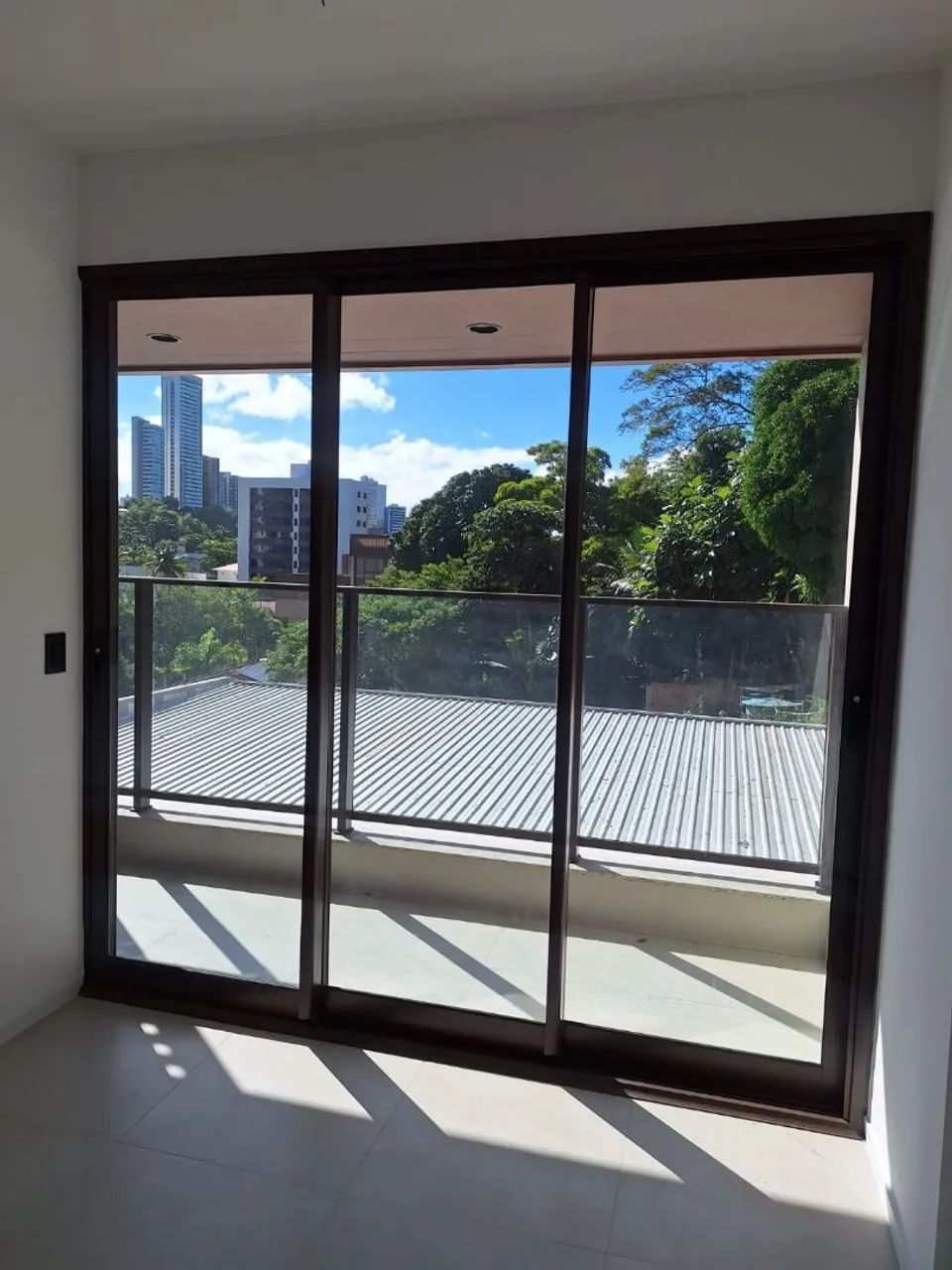PORTA VIDRO 3 FOLHAS