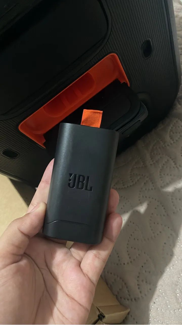 JBL PARTYBOX ENCORE 2  Com 2 microfones - Foto 3