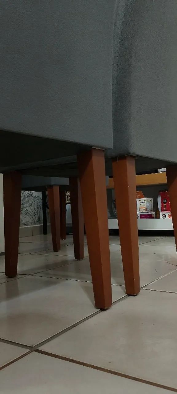 Mesa jantar 6 cadeiras estofadas  - Foto 4
