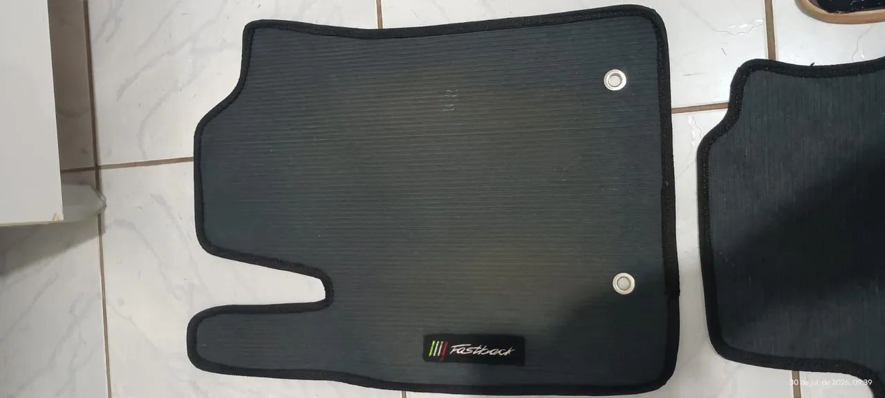 Jogo de tapete automóvel  - Foto 3
