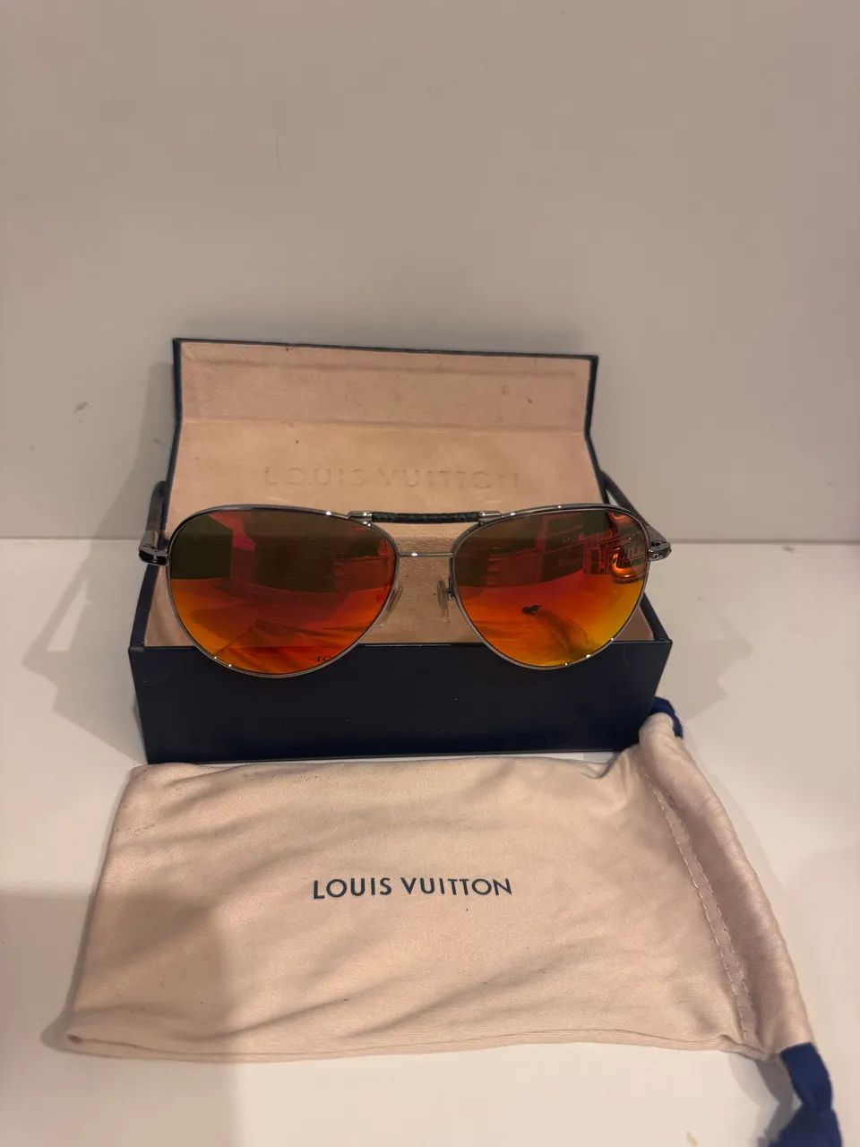 Óculos louis vuitton espelhado 
