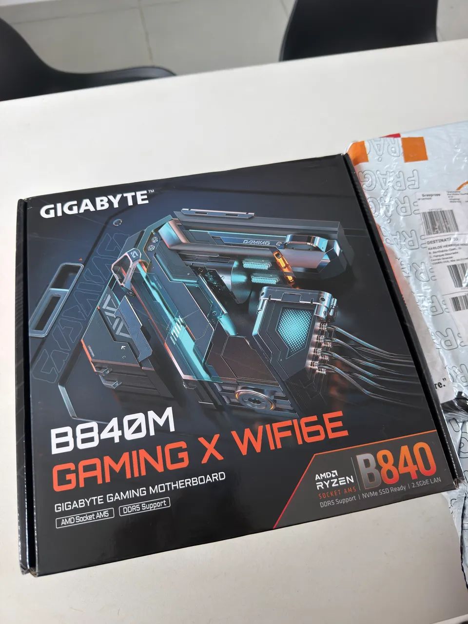 Placa Mãe Gigabyte B840M GAMING PLUS WIFI6E AMD AM5