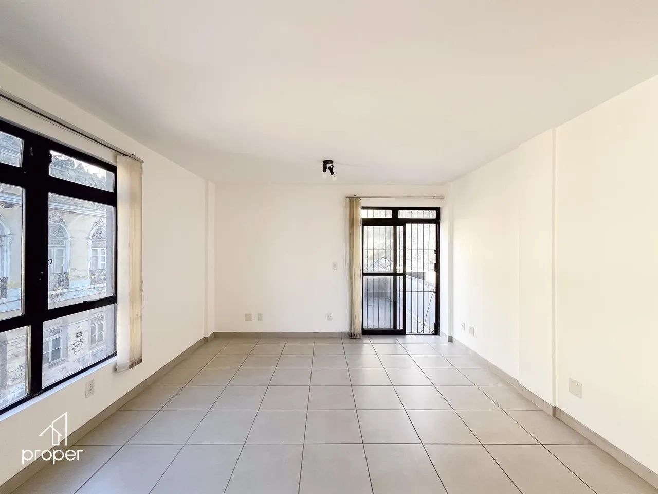Sala comercial para aluguel no Centro - Pelotas/RS - Foto 2