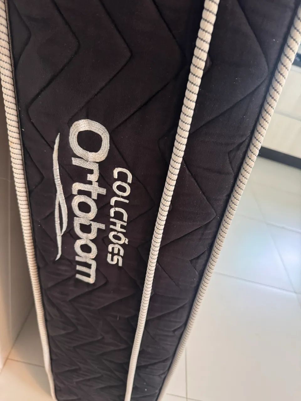 Colchão Queen Elegant superpocket com molas ensacadas Ortopillow