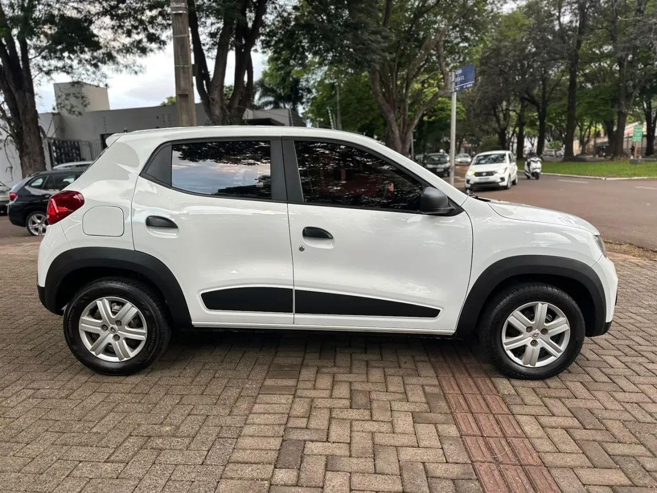 Renault Kwid 1.0 Zen 2020 - Foto 4