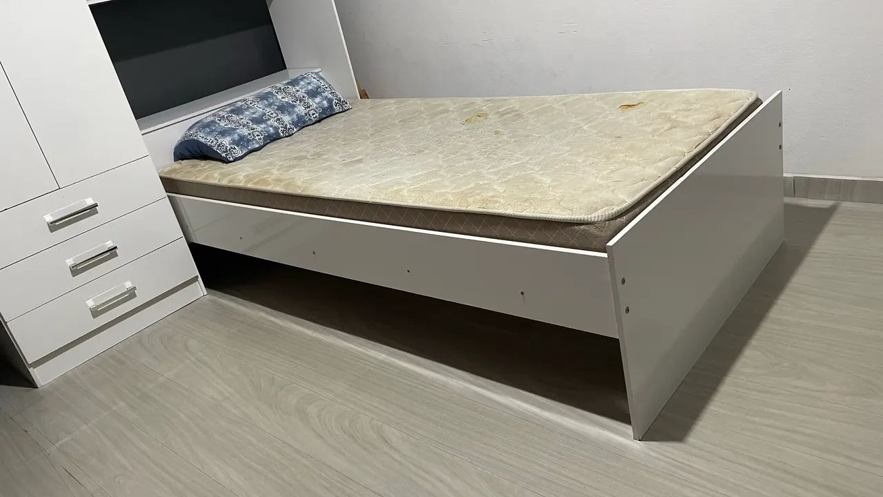 Cama de solteiro com guarda-roupa embutido - Foto 3