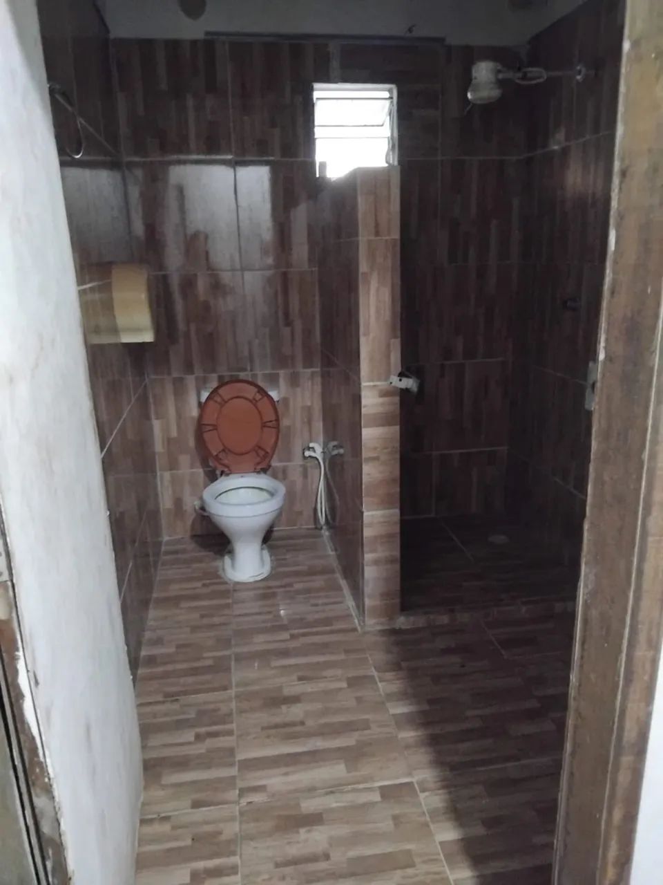 Vende-se sitio ( 2 casas uma em cima da outra) - Foto 2