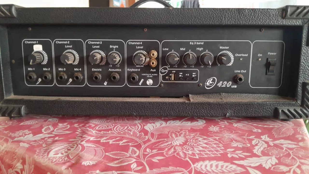 Amplificador de som 