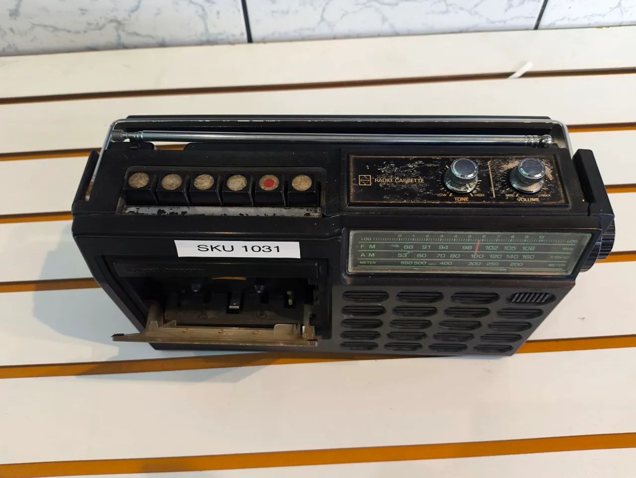 Rádio gravador National Panasonic  RQ- 512 s. Para peças ou possível restauro  - Foto 2