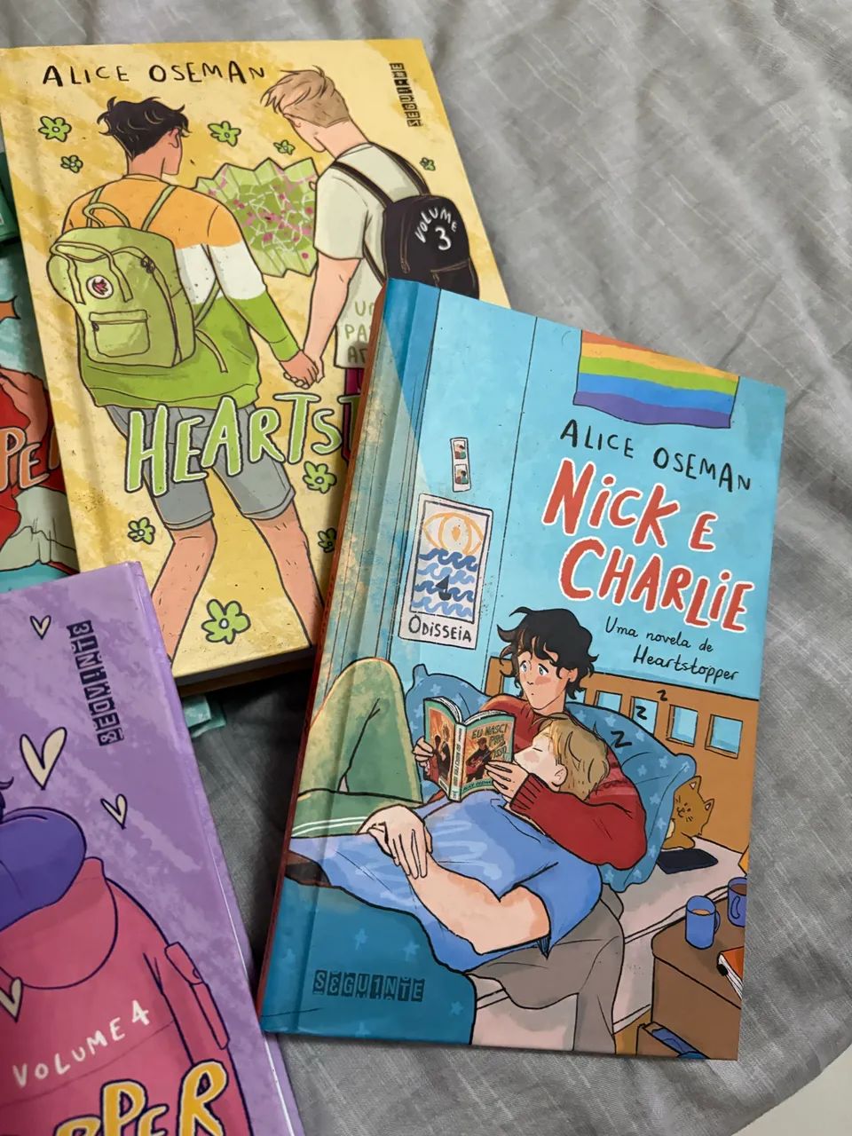 Livros Heartstopper coleção nova  - Foto 2